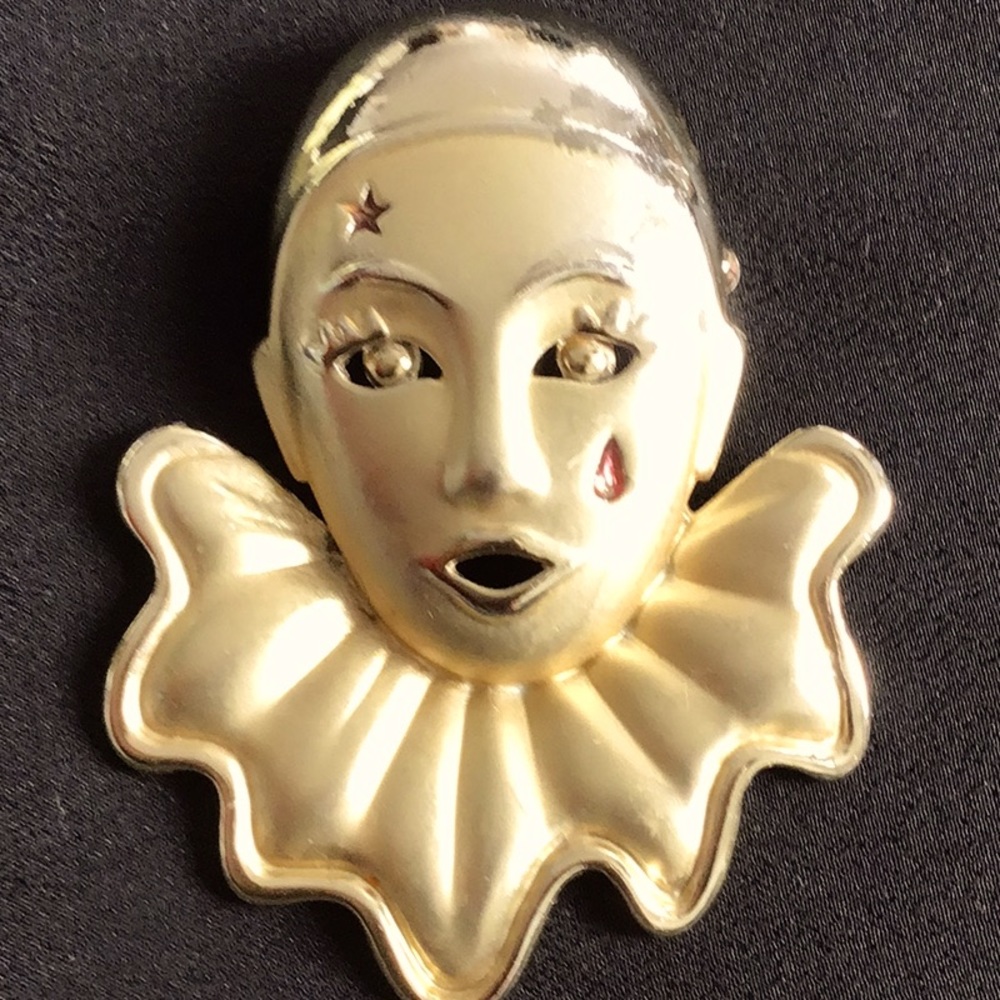 Vintage clown brooch gold tone pin Harlequin
